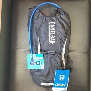 NWT Camelbak classic with 70oz/2L bladder